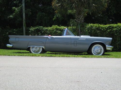 T bird thunderbird classic antique 1957 57 ford convertible rare collectible 57