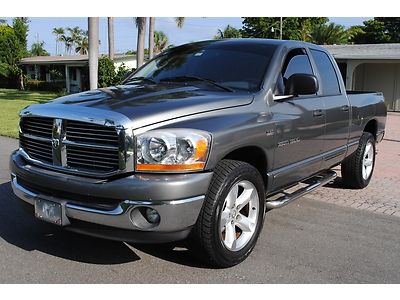 Dodge ram1500 slt crew with hemi 5.7 low miles no reserve