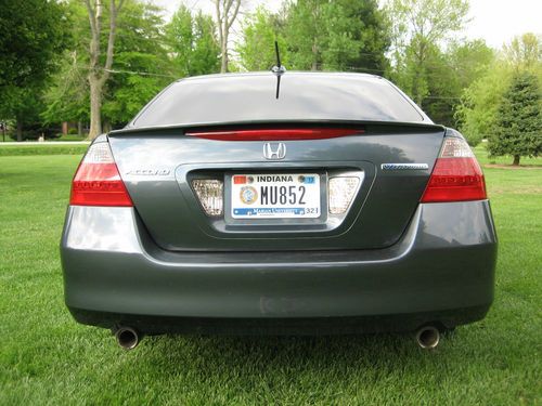 2006 Honda Accord Hybrid, Very Good Condition, 30-35 mpg, Sunroof, Leather, image 2