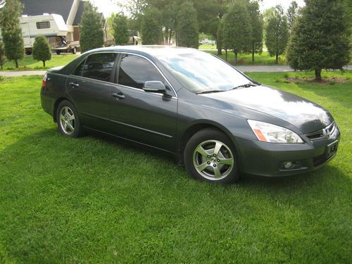 2006 Honda Accord Hybrid, Very Good Condition, 30-35 mpg, Sunroof, Leather, image 4