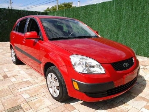 2009 kia rio 5 hatchback lx fla driven 5 pass only 35k mi. a/c! automatic 4-door