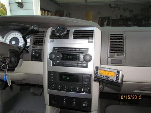 2005 Dodge Durango Limited Sport Utility 4-Door 5.7L, US $9,000.00, image 4