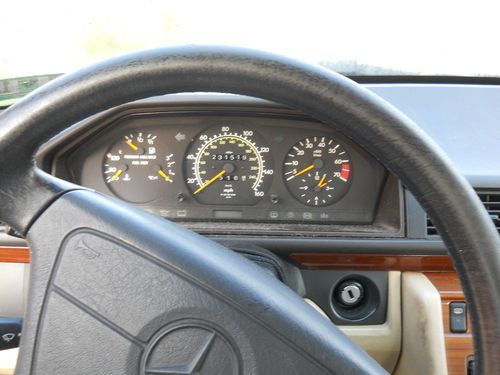 1992 Mercedes Benz 300TE Station Wagon (blown head gasket), image 5