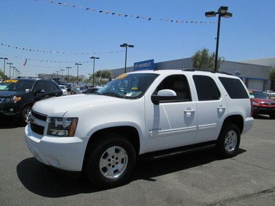 2011 4x4 4wd white v8 leather miles:41k 3rd row suv *certified