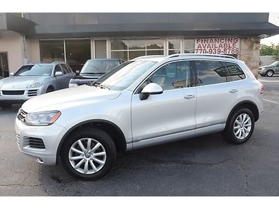 Volkswagen touareg vr6 sport 2012 silver / black nav htd seats only 5,900 miles