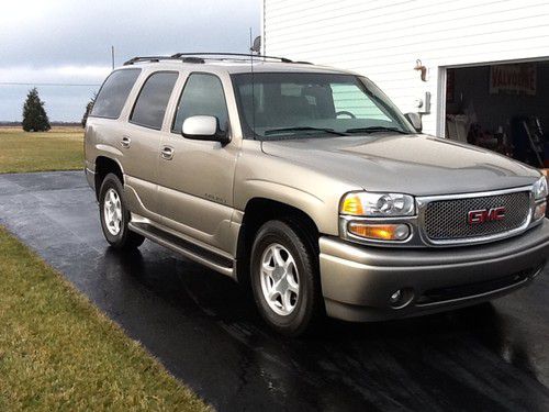 2001 gmc yukon denali sport utility 4-door 6.0l