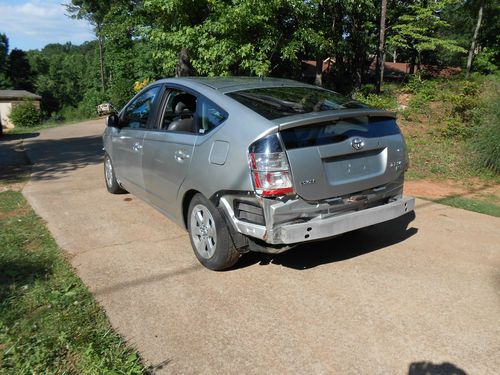 2005 toyota prius hybrid project? runs drives jbl full leather, good electronics