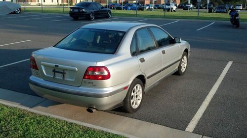 2000 volvo s40