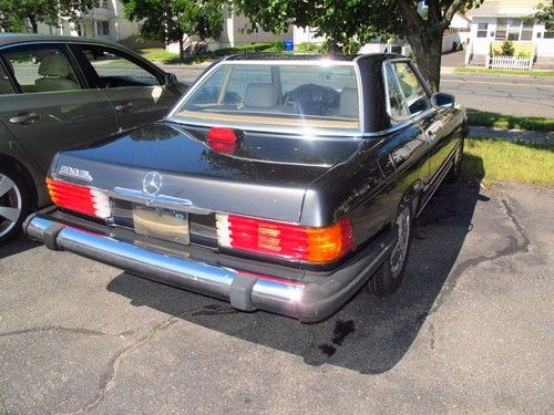 1986 Mercedes 560SL roadster good basis for restoration, image 6