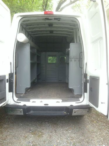 2012 nissan nv 2500 v6 4 liter cargo van high roof 2d