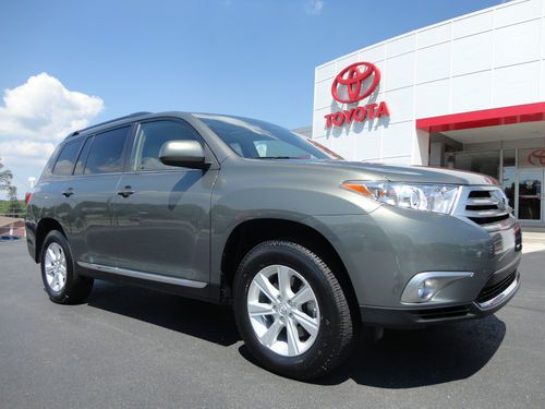 2011 toyota highlander se 4wd navigation leather sunroof certified 1.9 apr video