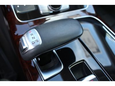 Premium PackageNavigation Panoramic Sunroof Bang & Olufsen Sound System Leather, image 24