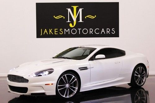 2009 dbs coupe 2+2, touchtronic transmission, 6200 miles, morning frost white!!