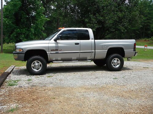 2001 dodge ram 2500 4x4 cummins diesel