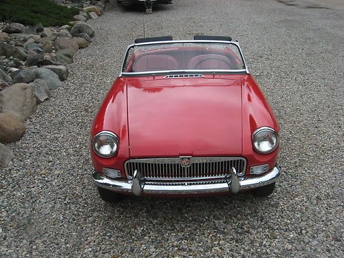 1964 MGB Roadster, very original, rotisseri type restoration, matching numbers, image 7