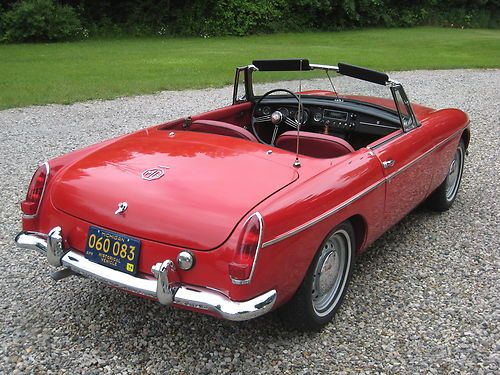 1964 MGB Roadster, very original, rotisseri type restoration, matching numbers, image 10