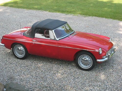 1964 MGB Roadster, very original, rotisseri type restoration, matching numbers, image 14