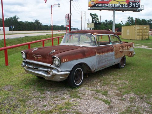 1957 chevrolet belair 2 door sedan