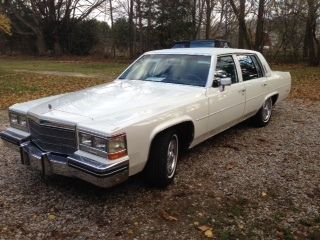 1984 cadillac deville base sedan 4-door 472 cid