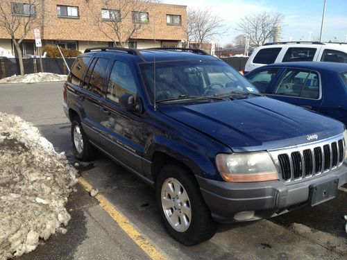 **2002 jeep grand cherokee loredo 4x4**