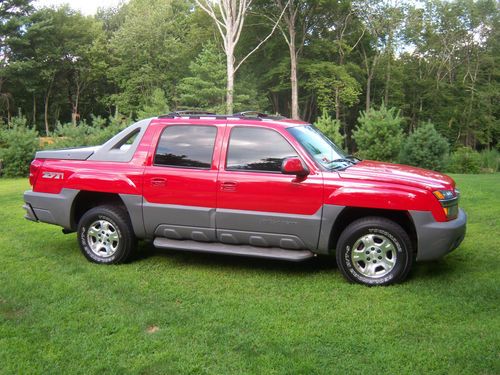 2002 chevrolet avalanche z-71 4wd bright red leather sunroof very sharp looking