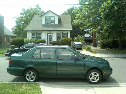 1997 volkswagen jetta gl sedan 4-door 2.0l