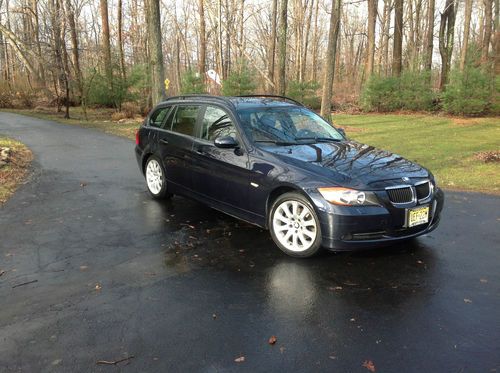 Bmw 3 series awd sport wagon, one owner, dealer serviced