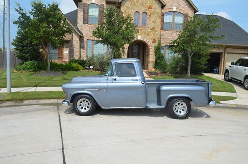 1955 chevy 3100 pick up 350 / hot rod