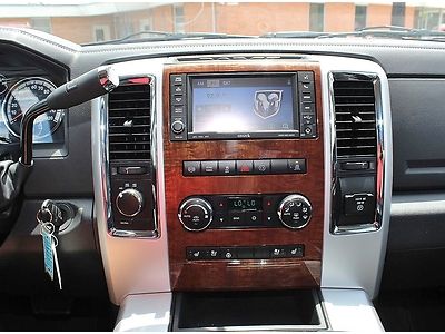 Laramie HD 4x4 Leather Nerf Bars Bed Cover MP3 SIRIUS NAV Camera MOTO Metal Rims, image 24