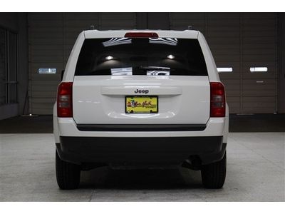 Sport SUV 2.0L CD Front Wheel Drive Power Steering ABS Steel Wheels Fog Lamps, image 6