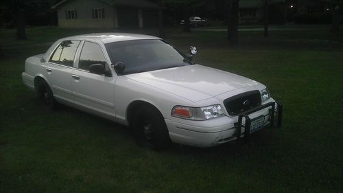 1998 Ford Crown Victoria Bi-Fuel Dual Fuel CNG/GAS NATURAL GAS P71 NO RESERVE!!, image 4