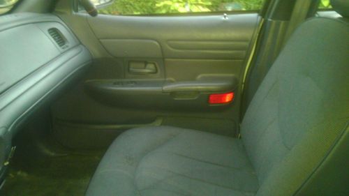 1998 Ford Crown Victoria Bi-Fuel Dual Fuel CNG/GAS NATURAL GAS P71 NO RESERVE!!, image 6