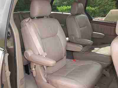 BEAUTIFUL SIENNA XLE - LOADED - LEATHER - POWER GLASS SUNROOF - LIKE NEW - LOOK!, image 15