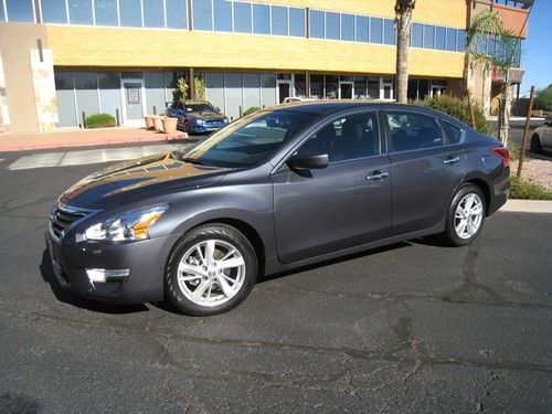 2013 nissan altima sv rear camera bluetooth xm radio showroom condition warranty