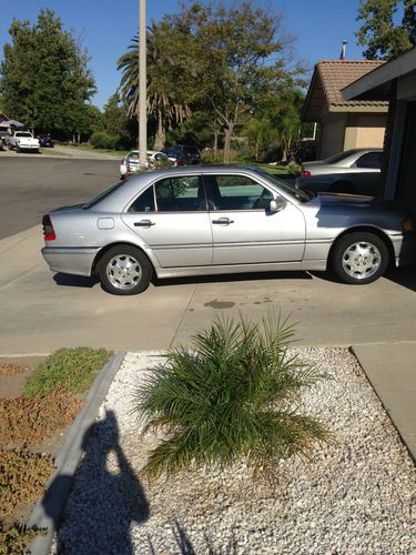 1999 mercedes benz c280 sedan      no reserve!!! highest bidder wins