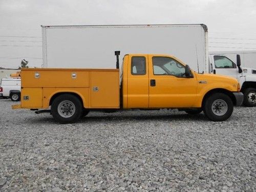 1 owner fleet serviced utility mechanic cargo maintance lqqk v8 xcab