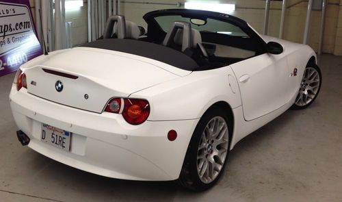 2004 bmw z4 white - 18k low miles - 2.5i convertible 2-door 2.5l