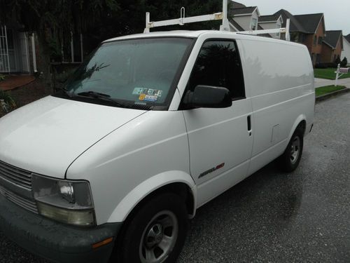 2002 chevrolet astro base extended cargo van 3-door 4.3l with adrian package