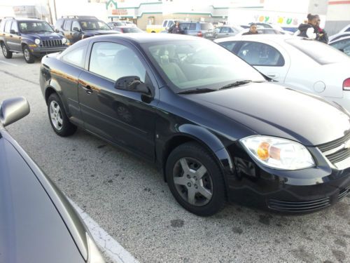 2007 chevy cobalt  5 speed black low miles great shape