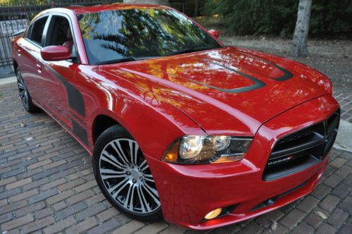 2011 charger sxt.no reserve.leather/navi/heated/20&#039;s/camera/moon/spoiler/2/tone