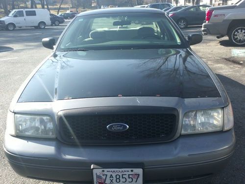 2000 ford crown victoria police interceptor sedan 4-door 4.6l