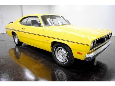 1970 plymouth duster factory h-code 4 speed houndstooth