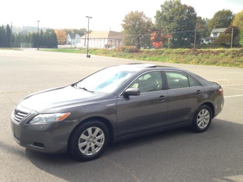 Hybrid electric - 38 mpg - 1 owner - 3m clear bra - clean carfax - no reserve