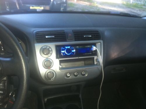 Honda Civic 2005 Hybrid Sedan MT PZEV No reserve Runs Great, image 12