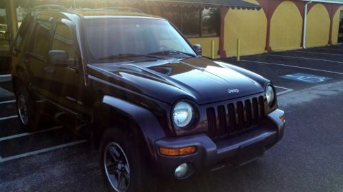 2004 jeep liberty sport suv 4x4  black