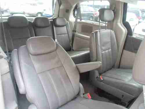 2008 chrysler town & country, US $10,895.00, image 5