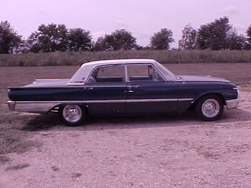 1961 ford galxie sedan w/ 352 engine - lots of chrome - dual exhaust