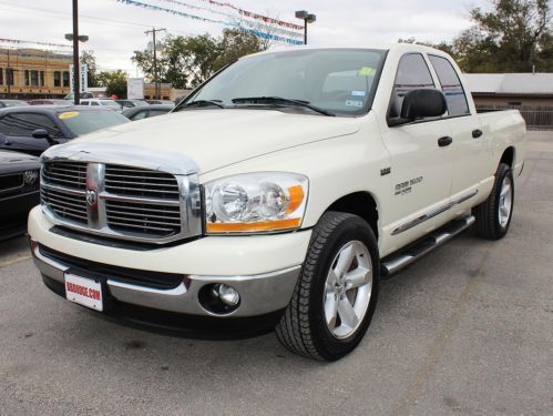 5.7l v8 hemi slt big horn power seat 20 in rims tow package bed liner nerf bars