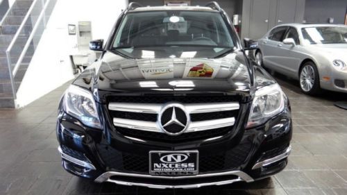 Glk350 4matic navigation pwr/heated seats only 4k miles factory warranty!!!