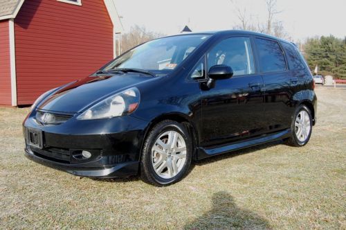 Low mileage 2008 honda fit sport, 1.5 liter 4 cyl, 5 speed manual transmission